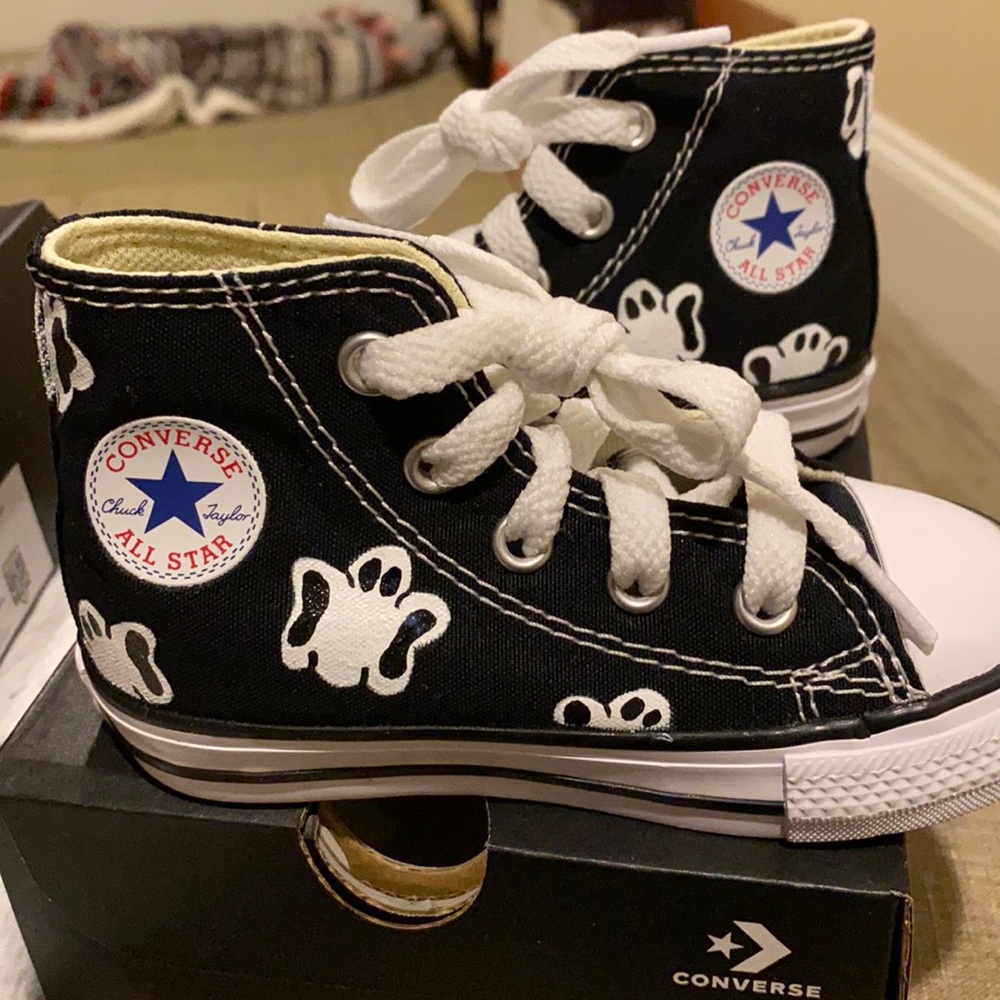 Ghost converse